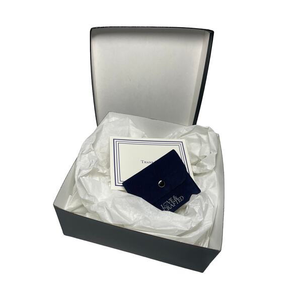 Pack of 10 - Deluxe Gift Boxes, 8 x 8 x 3", Black - Rigid & Glossy - Picture 3 of 11